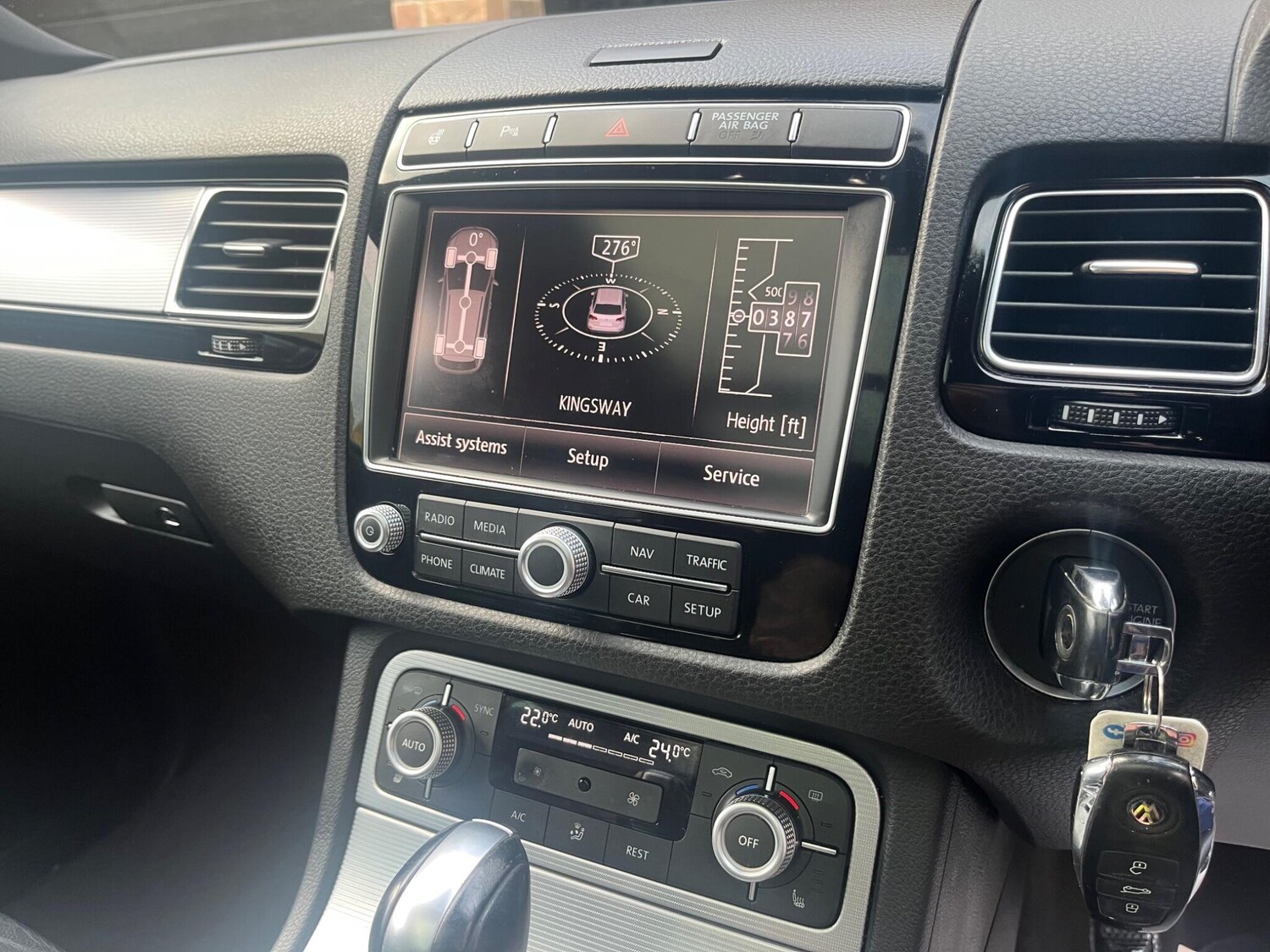 Used Volkswagen Touareg 2017 for sale - 76549421: Photo 32