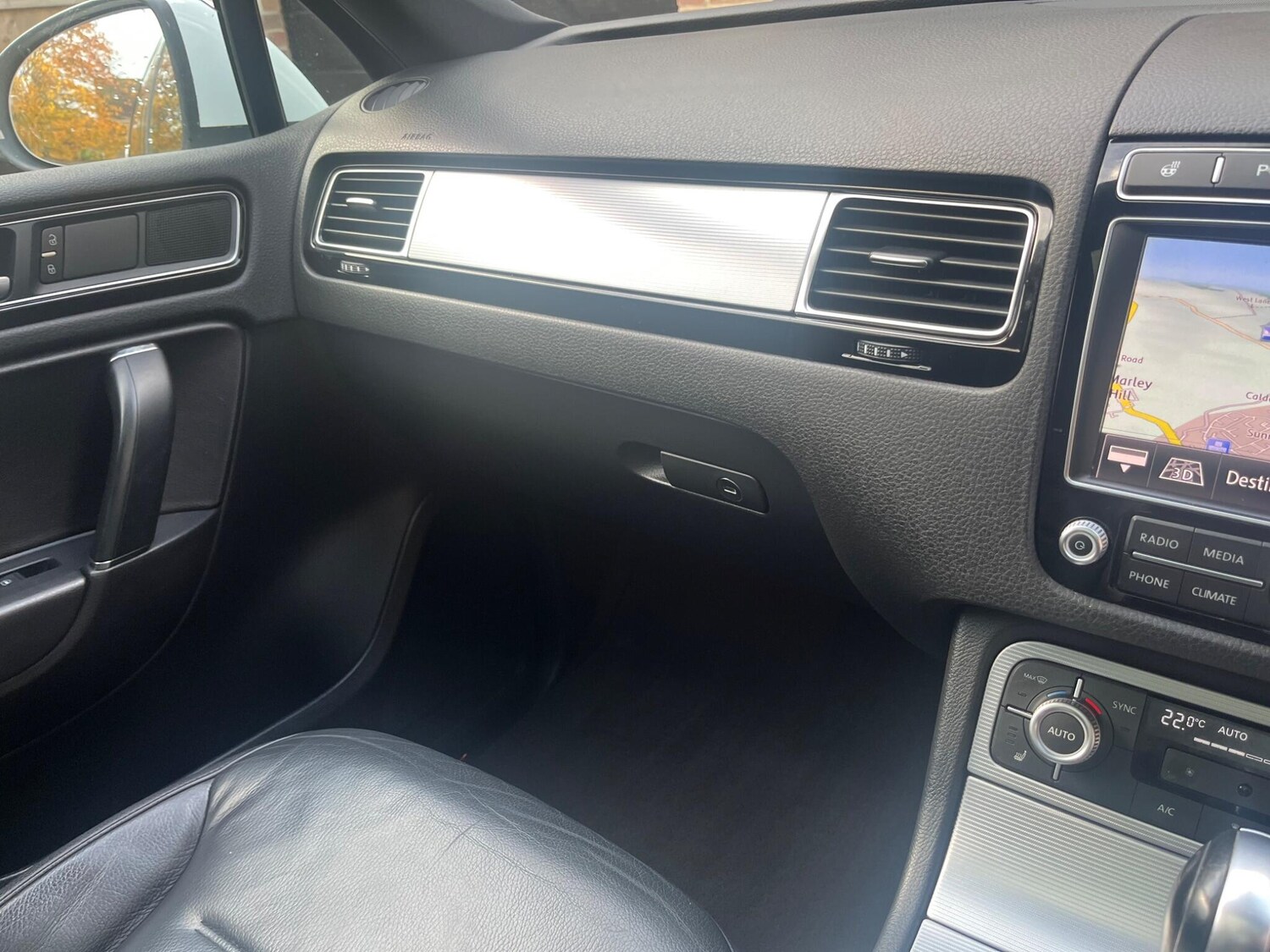 Used Volkswagen Touareg 2017 for sale - 76549421: Photo 42