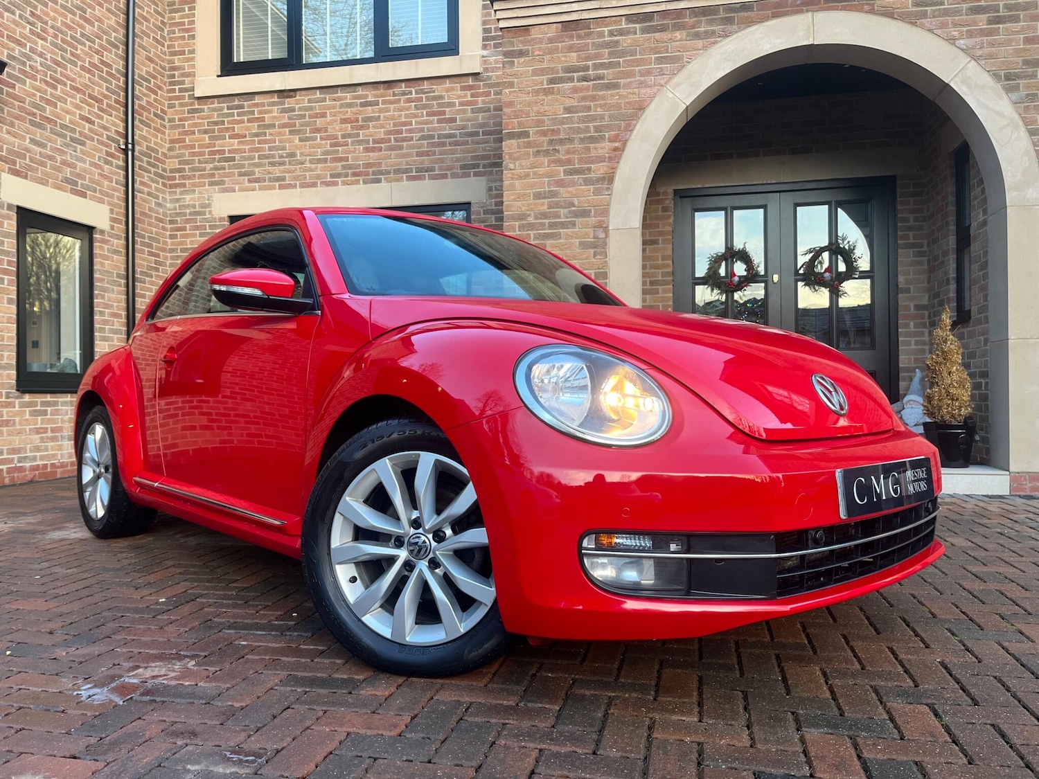 Used Volkswagen Beetle 2015 for sale - 76999024: Photo 1