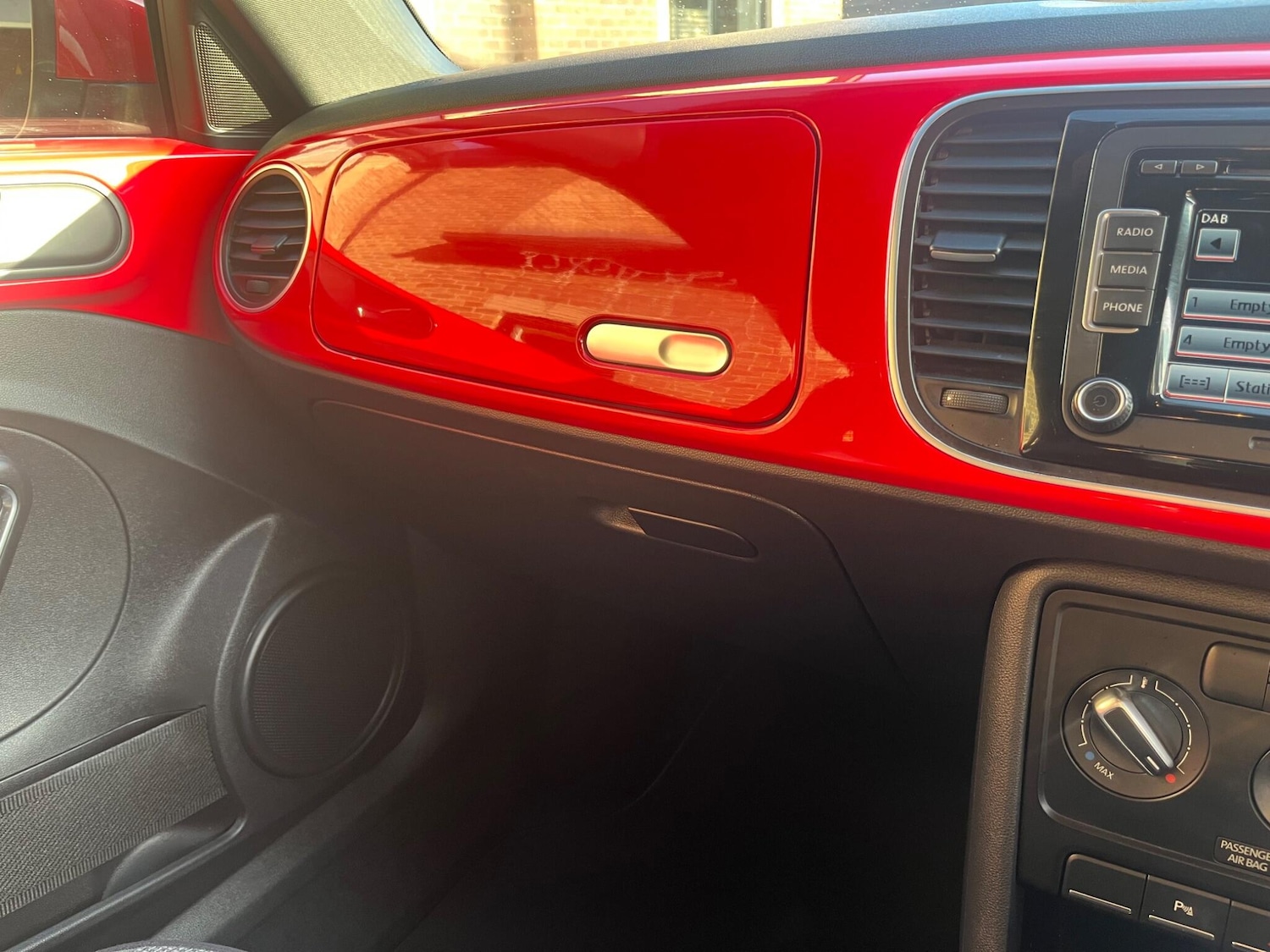 Used Volkswagen Beetle 2015 for sale - 76999024: Photo 35