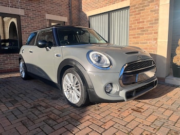 Used MINI Hatch 2017 for sale - 76849968: Photo