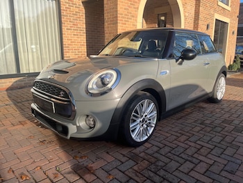 Used MINI Hatch 2017 for sale - 76849968: Photo