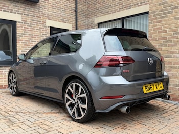 Used Volkswagen Golf 2017 for sale - 78834053: Photo