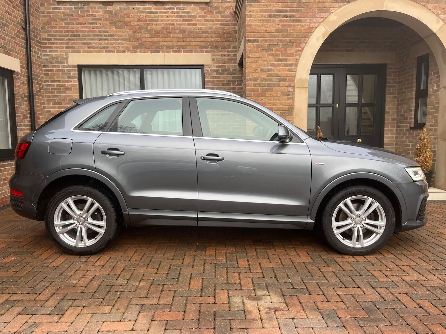 Used Audi Q3 2015 for sale - 77230100: Photo 12