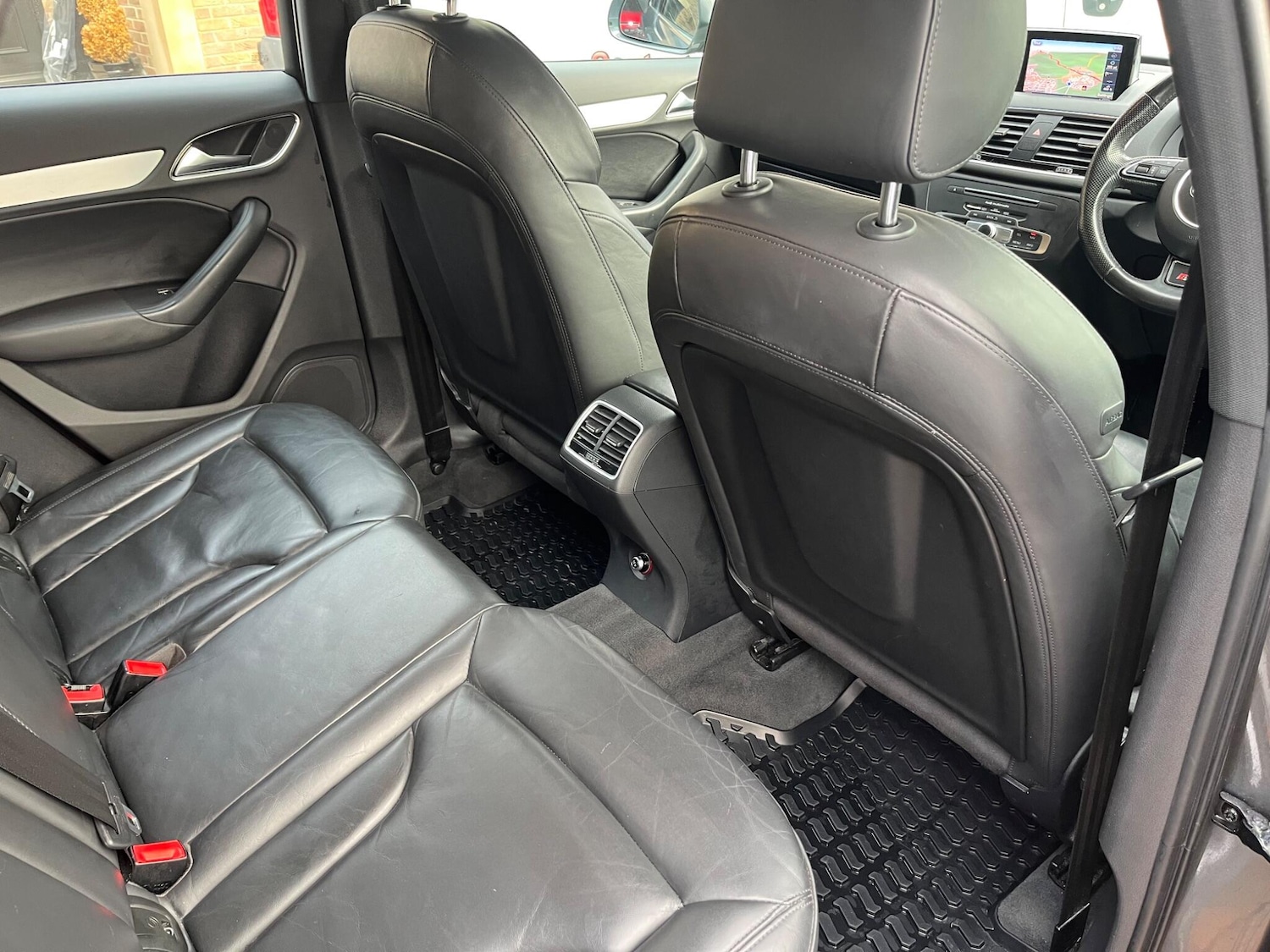 Used Audi Q3 2015 for sale - 77230100: Photo 23