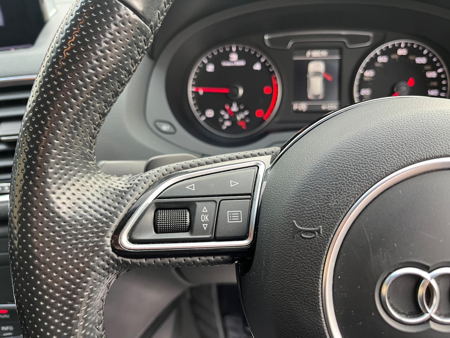 Used Audi Q3 2015 for sale - 77230100: Photo 27