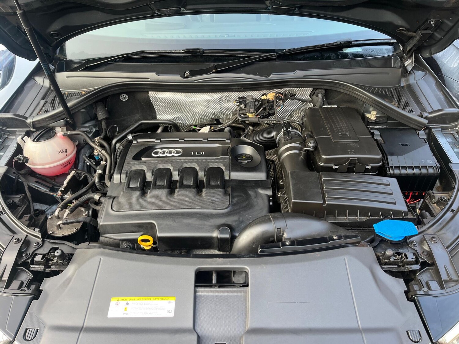 Used Audi Q3 2015 for sale - 77230100: Photo 32