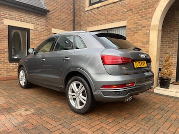 Used Audi Q3 2015 for sale - 77230100: Photo