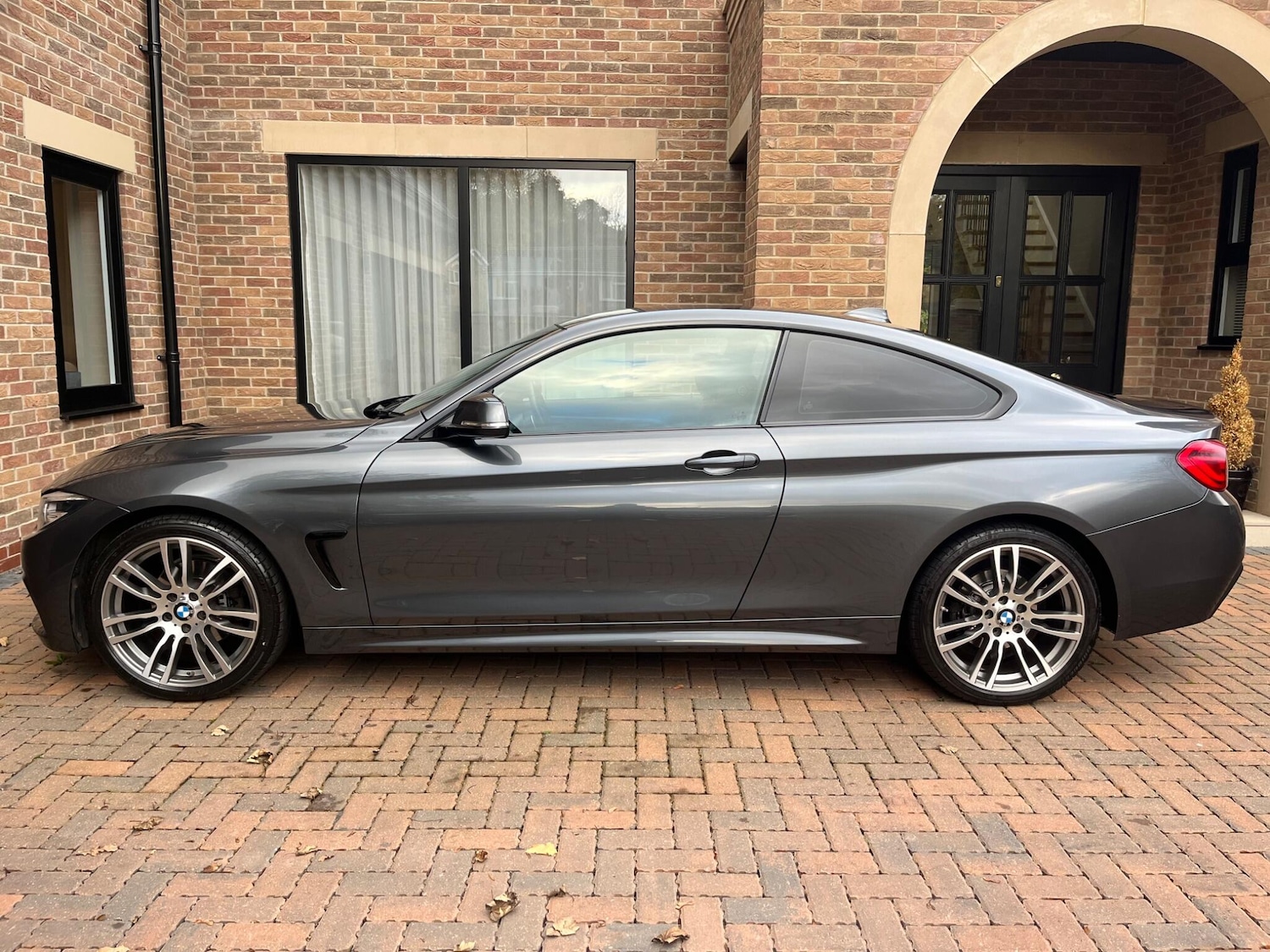 Used BMW 4 Series 2018 for sale - 76552006: Photo 9