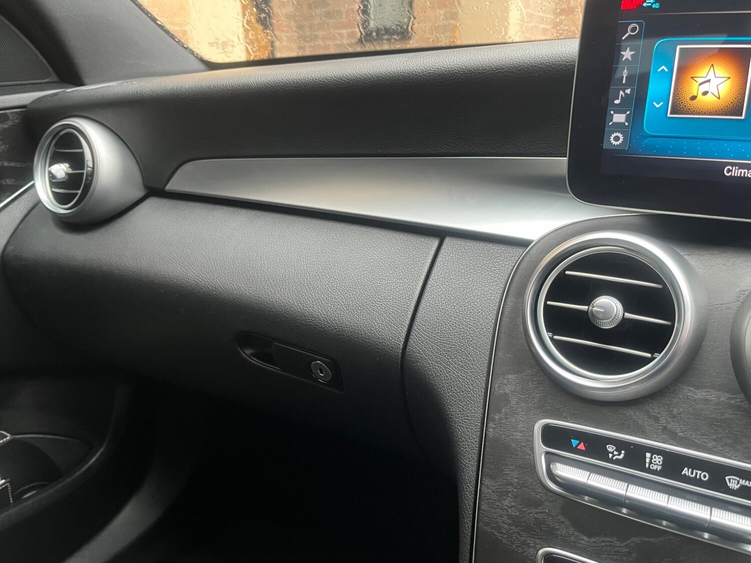 Used Mercedes-Benz C Class for sale - 77575186: Photo 29