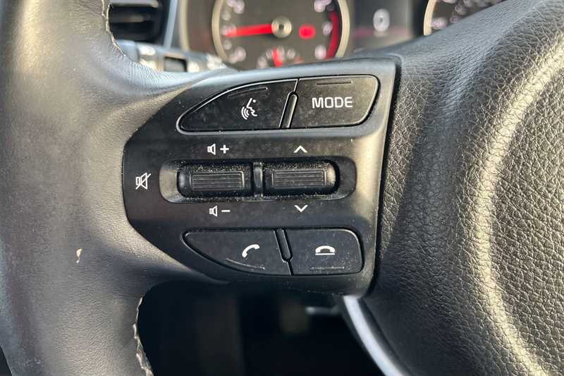 Used Kia Stonic 2023 for sale - 77786527: Photo 19