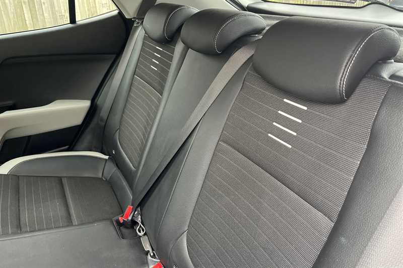 Used Kia Stonic 2021 for sale - 77795313: Photo 22