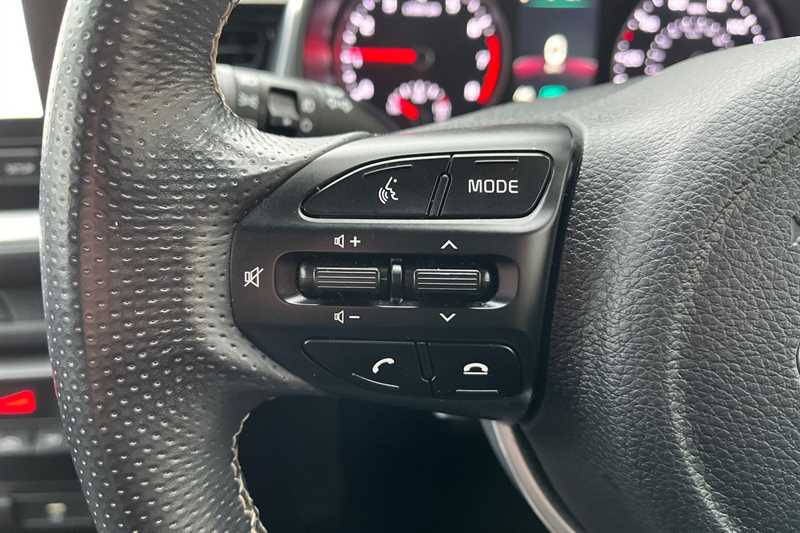 Used Kia Stonic 2021 for sale - 77428429: Photo 19