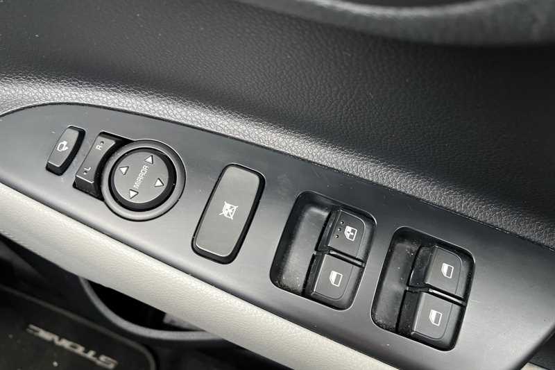 Used Kia Stonic 2021 for sale - 77428429: Photo 20