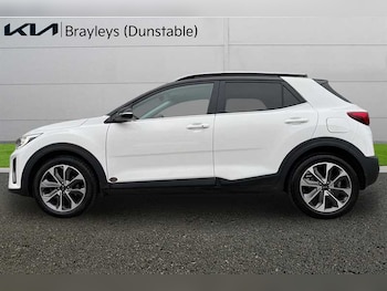 Used Kia Stonic 2021 for sale - 77428429: Photo