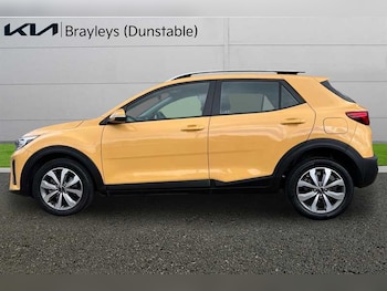 Used Kia Stonic 2024 for sale - 78233070: Photo