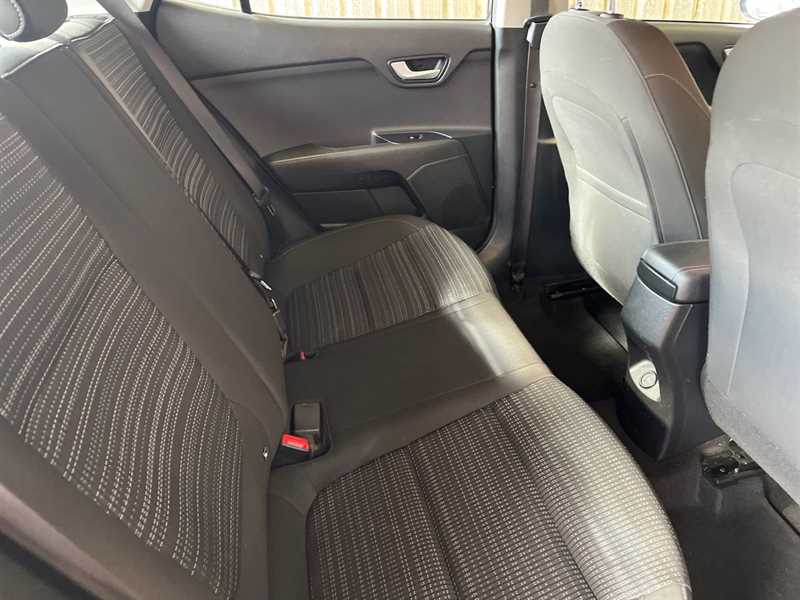 Used Kia Stonic 2022 for sale - 76272700: Photo 19