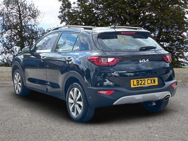 Used Kia Stonic 2022 for sale - 76272700: Photo 2