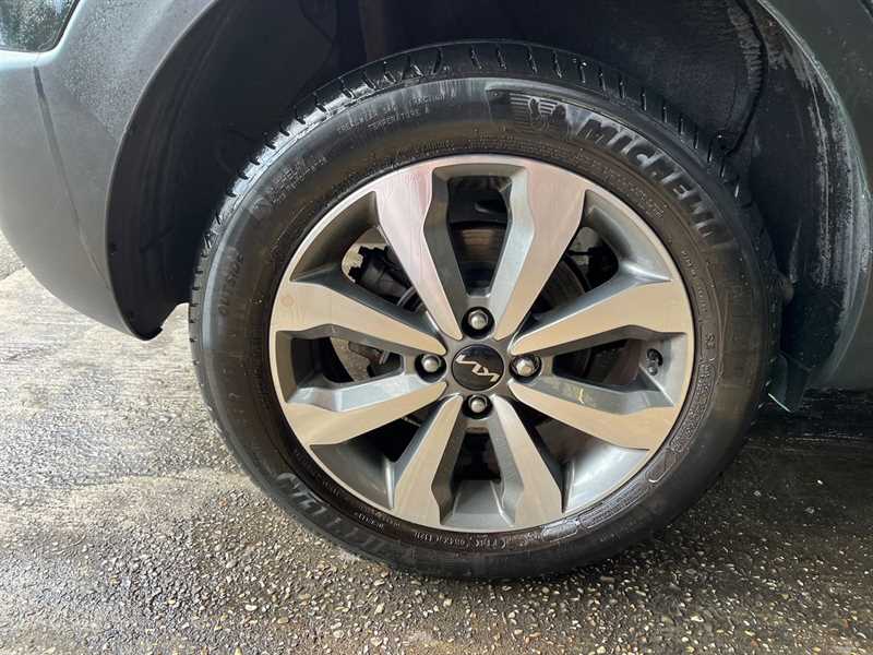 Used Kia Stonic 2022 for sale - 76272700: Photo 6