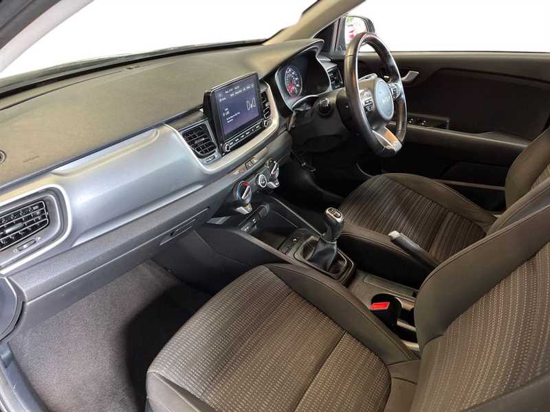 Used Kia Stonic 2022 for sale - 76272700: Photo 7