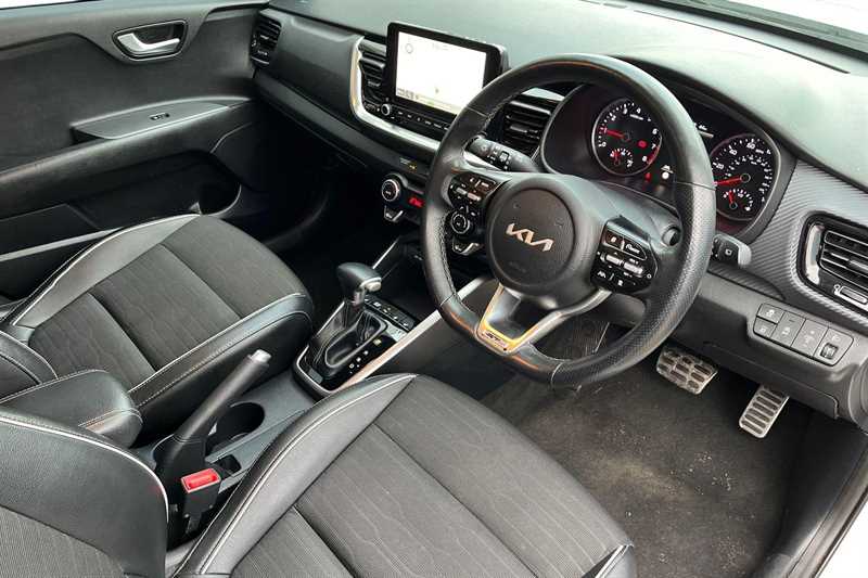 Used Kia Stonic 2023 for sale - 76745605: Photo 11