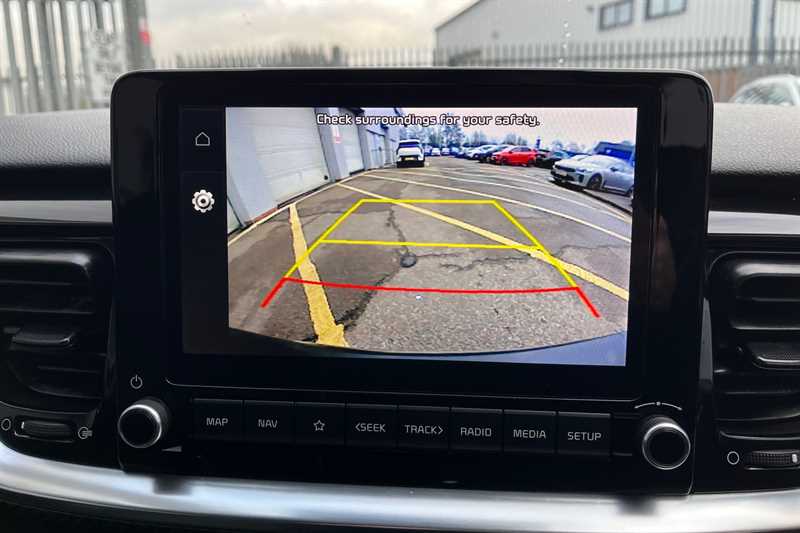 Used Kia Stonic 2023 for sale - 76745605: Photo 13