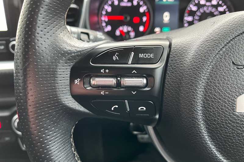 Used Kia Stonic 2023 for sale - 76745605: Photo 19