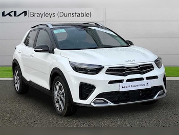 Used Kia Stonic 2023 for sale - 76745605: Photo