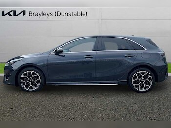 Used Kia Ceed 2025 for sale - 77841841: Photo