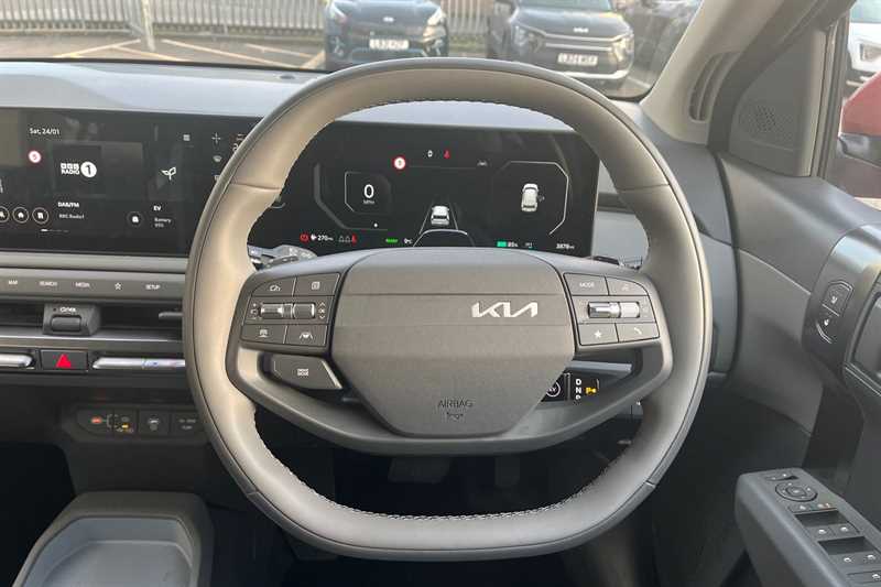 Used Kia EV3 2025 for sale - 77316171: Photo 18