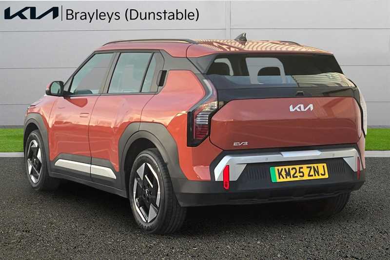 Used Kia EV3 2025 for sale - 77316171: Photo 5