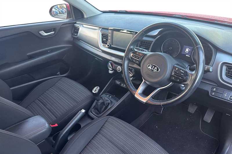 Used Kia Stonic 2018 for sale - 76705828: Photo 11