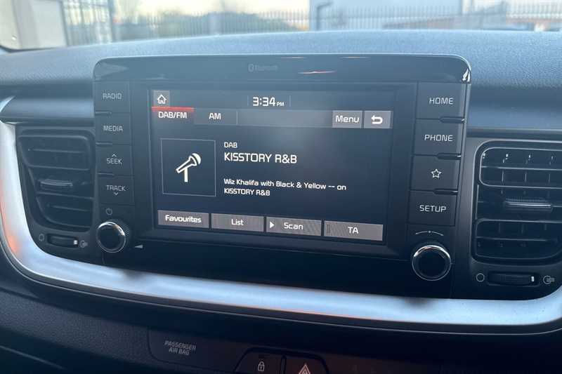 Used Kia Stonic 2018 for sale - 76705828: Photo 13