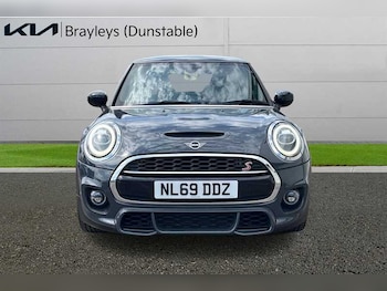 Used MINI Hatch 2019 for sale - 79389952: Photo