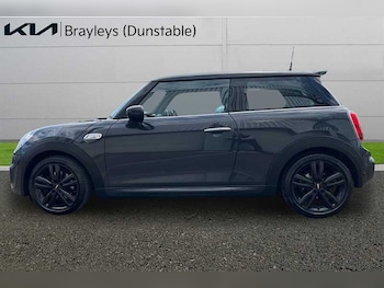 Used MINI Hatch 2019 for sale - 79389952: Photo