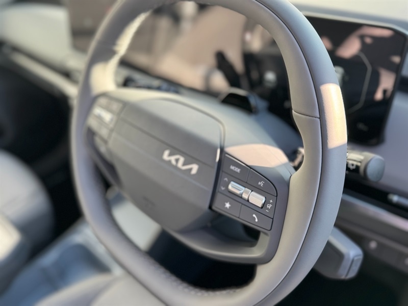 Used Kia EV3 2025 for sale - 76062531: Photo 10