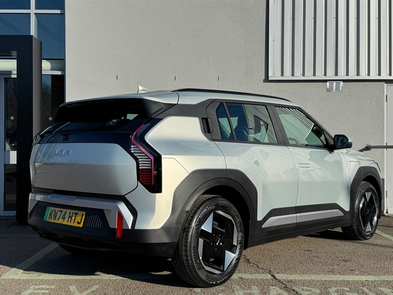 Used Kia EV3 2025 for sale - 76062531: Photo 7