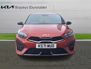 Used Kia Ceed 2022 for sale - 77560809: Photo