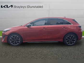 Used Kia Ceed 2022 for sale - 77560809: Photo