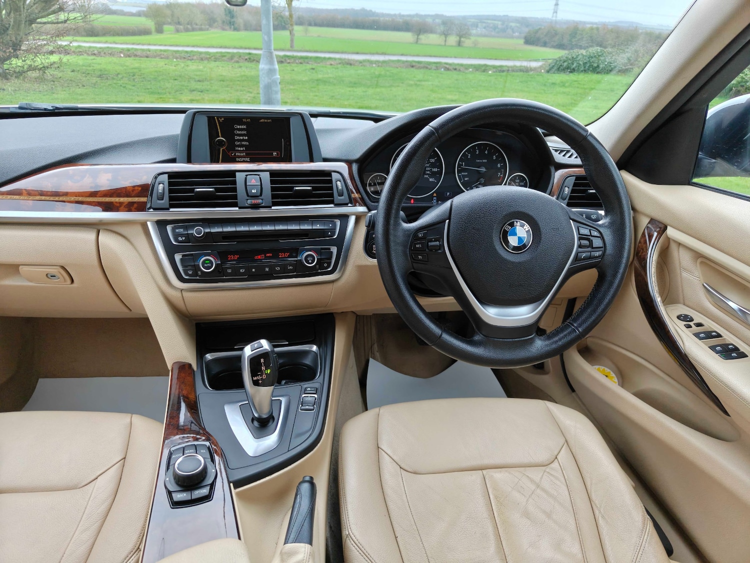 Used BMW 3 Series 2012 for sale - 77594895: Photo 10