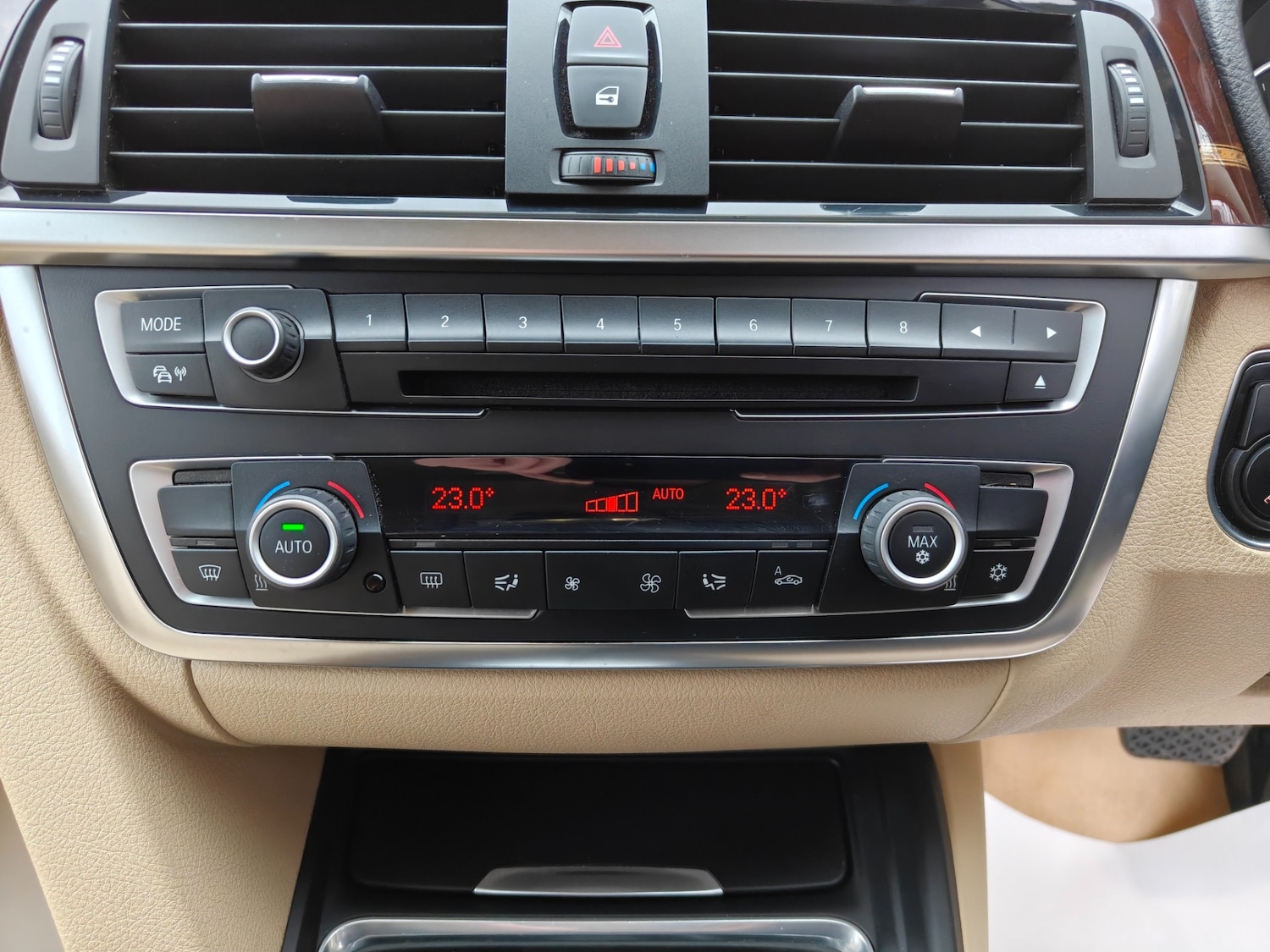 Used BMW 3 Series 2012 for sale - 77594895: Photo 77