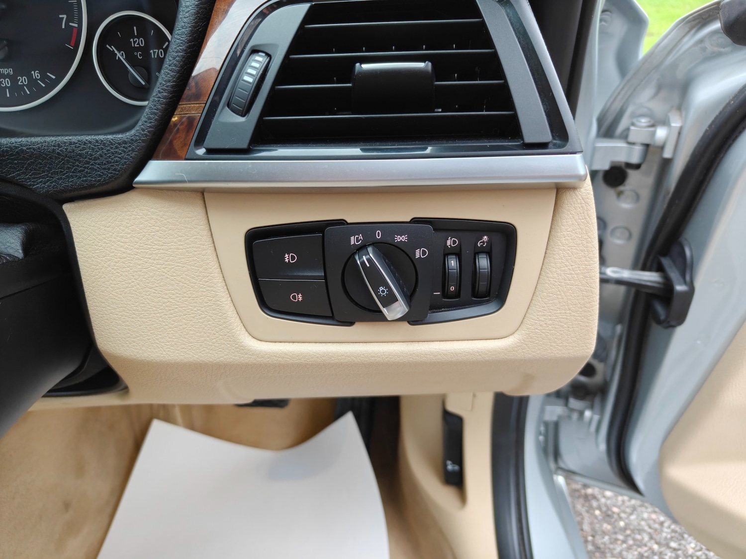 Used BMW 3 Series 2012 for sale - 77594895: Photo 82