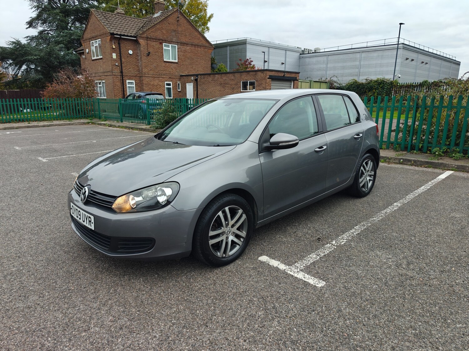 Used Volkswagen Golf 2009 for sale - 76304463: Photo 3
