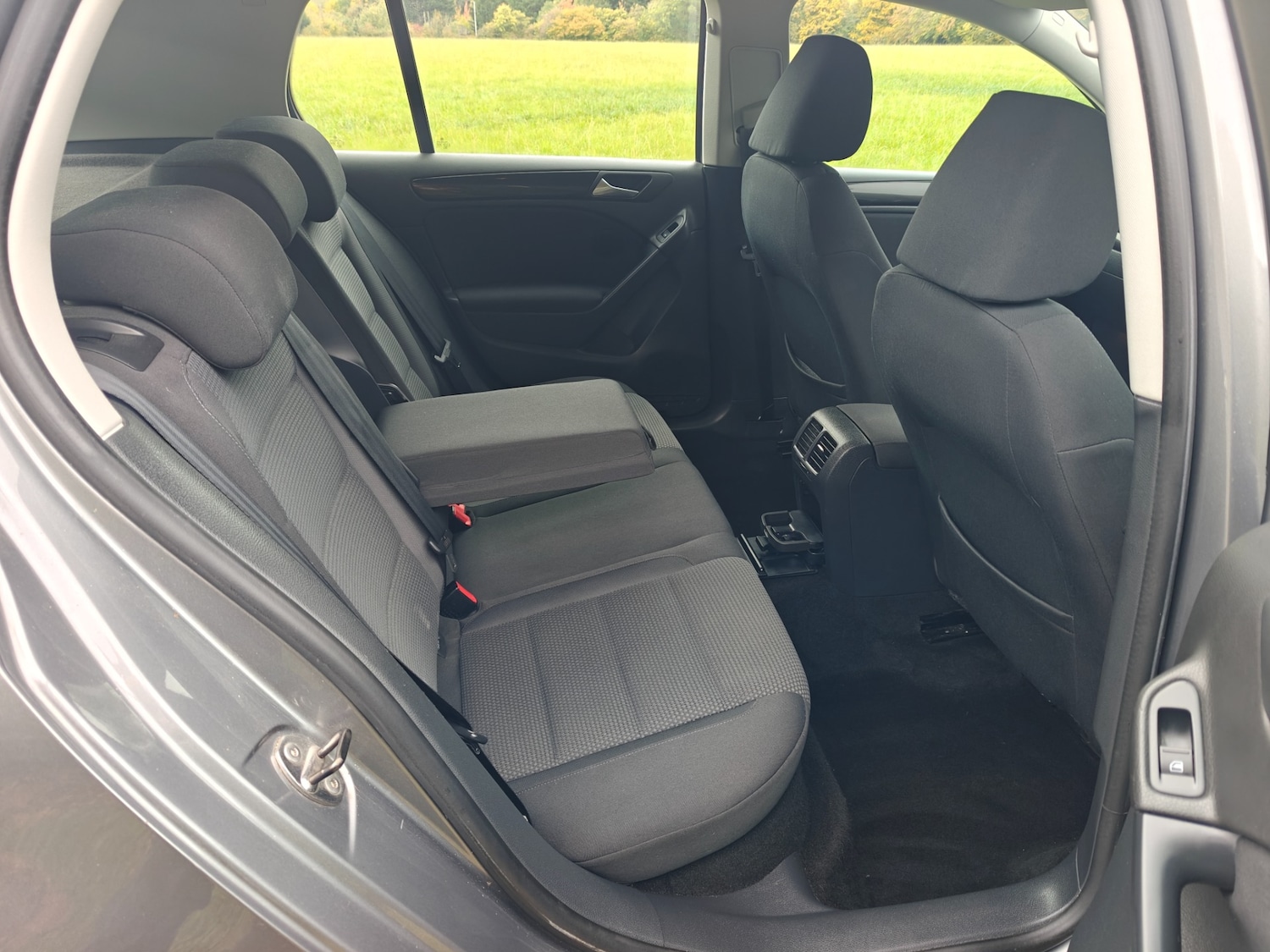 Used Volkswagen Golf 2009 for sale - 76304463: Photo 8