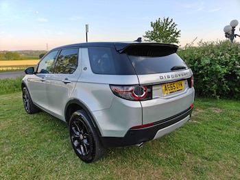 Used Land Rover Discovery Sport 2015 for sale - 79001904: Photo