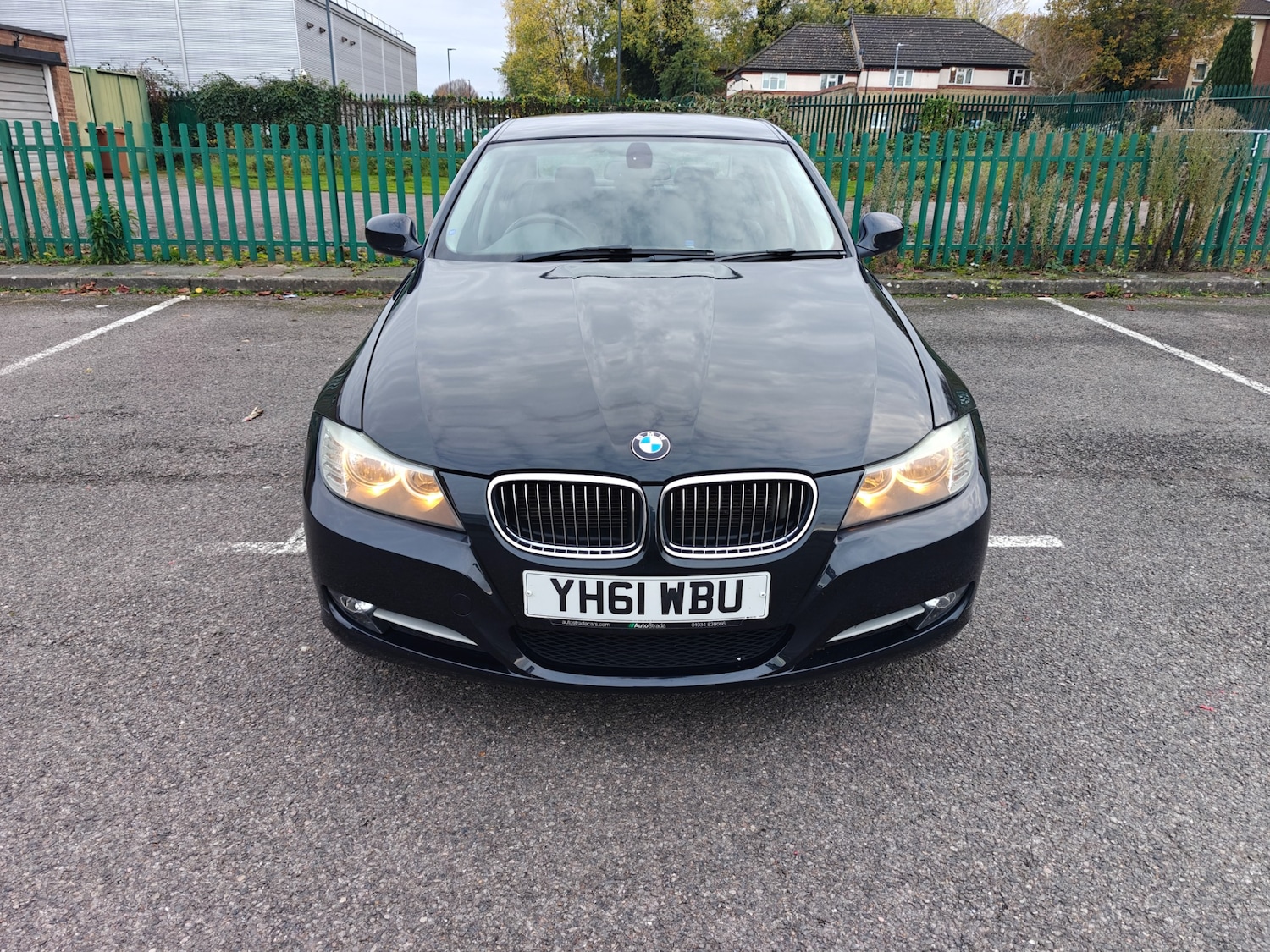 Used BMW 3 Series 2011 for sale - 76568222: Photo 2