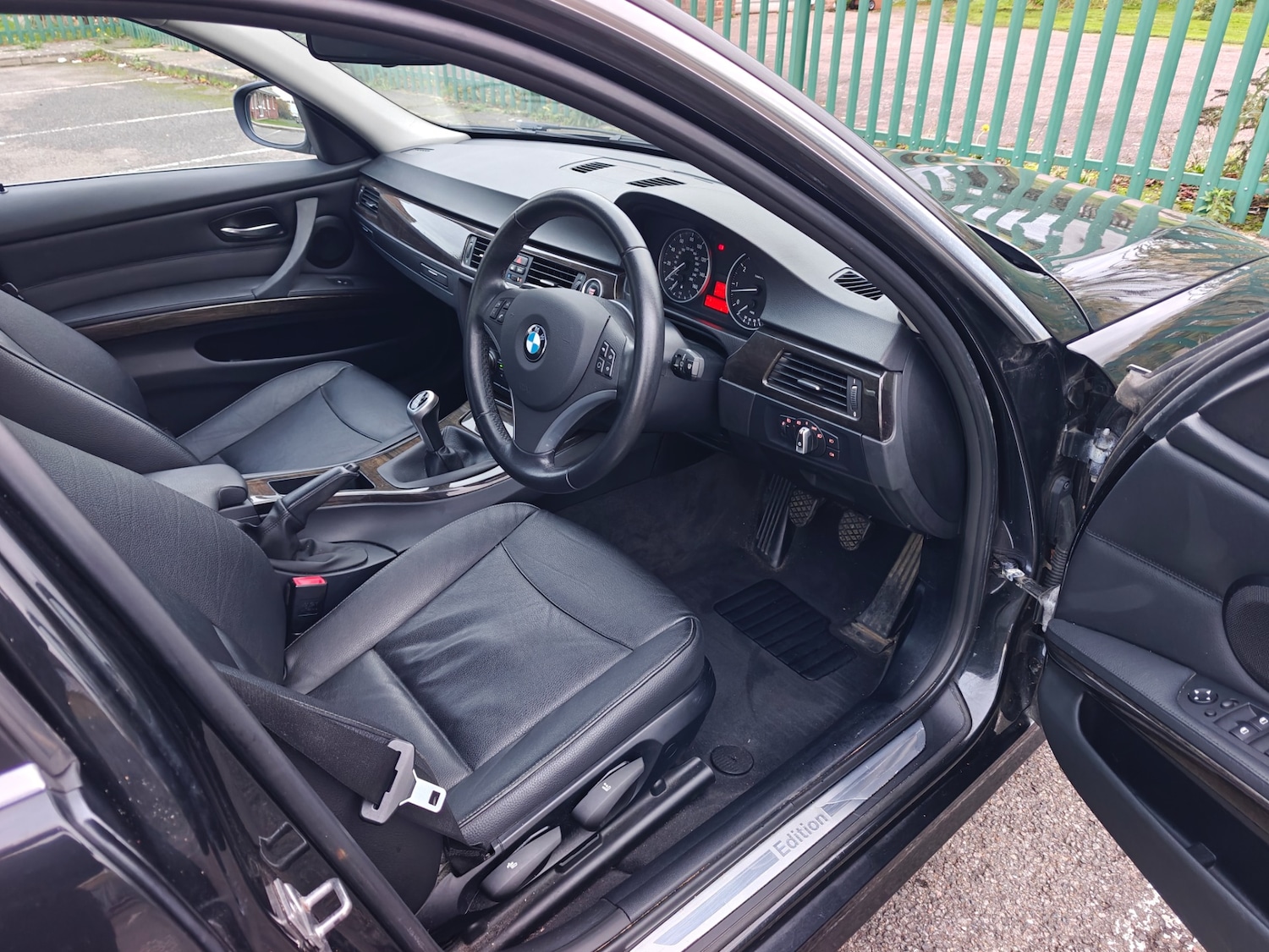 Used BMW 3 Series 2011 for sale - 76568222: Photo 31