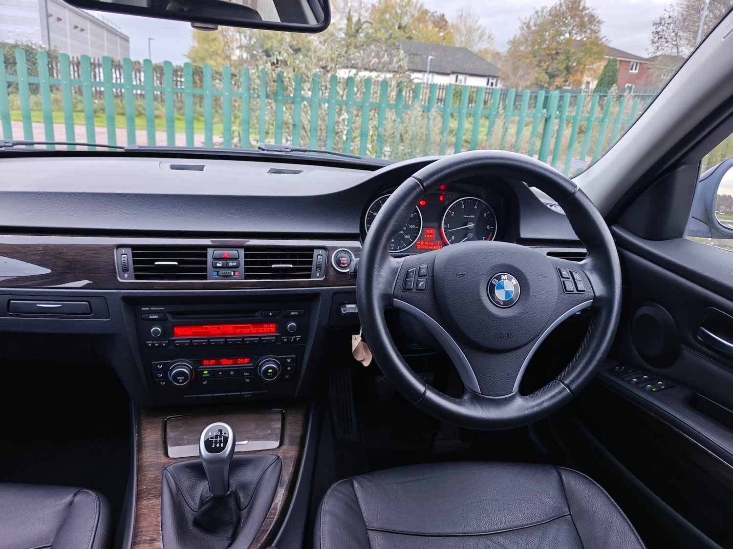 Used BMW 3 Series 2011 for sale - 76568222: Photo 33