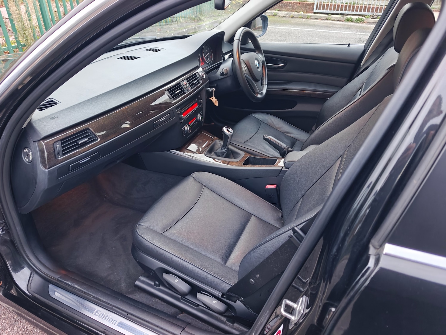 Used BMW 3 Series 2011 for sale - 76568222: Photo 36