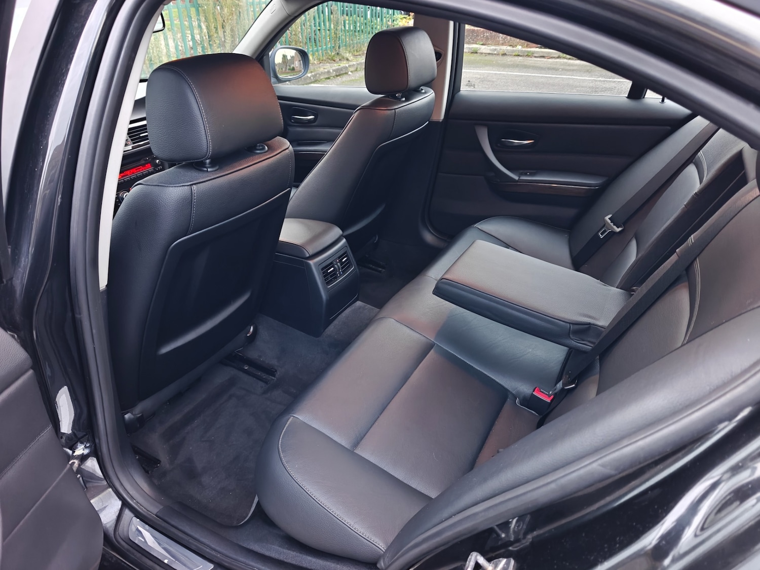 Used BMW 3 Series 2011 for sale - 76568222: Photo 37